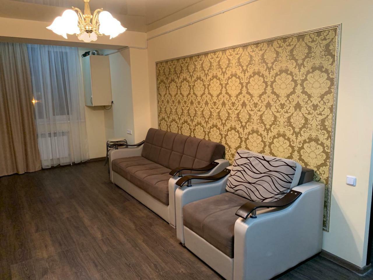 Vardanants Steet 2Nd Back Yerevan Exterior foto